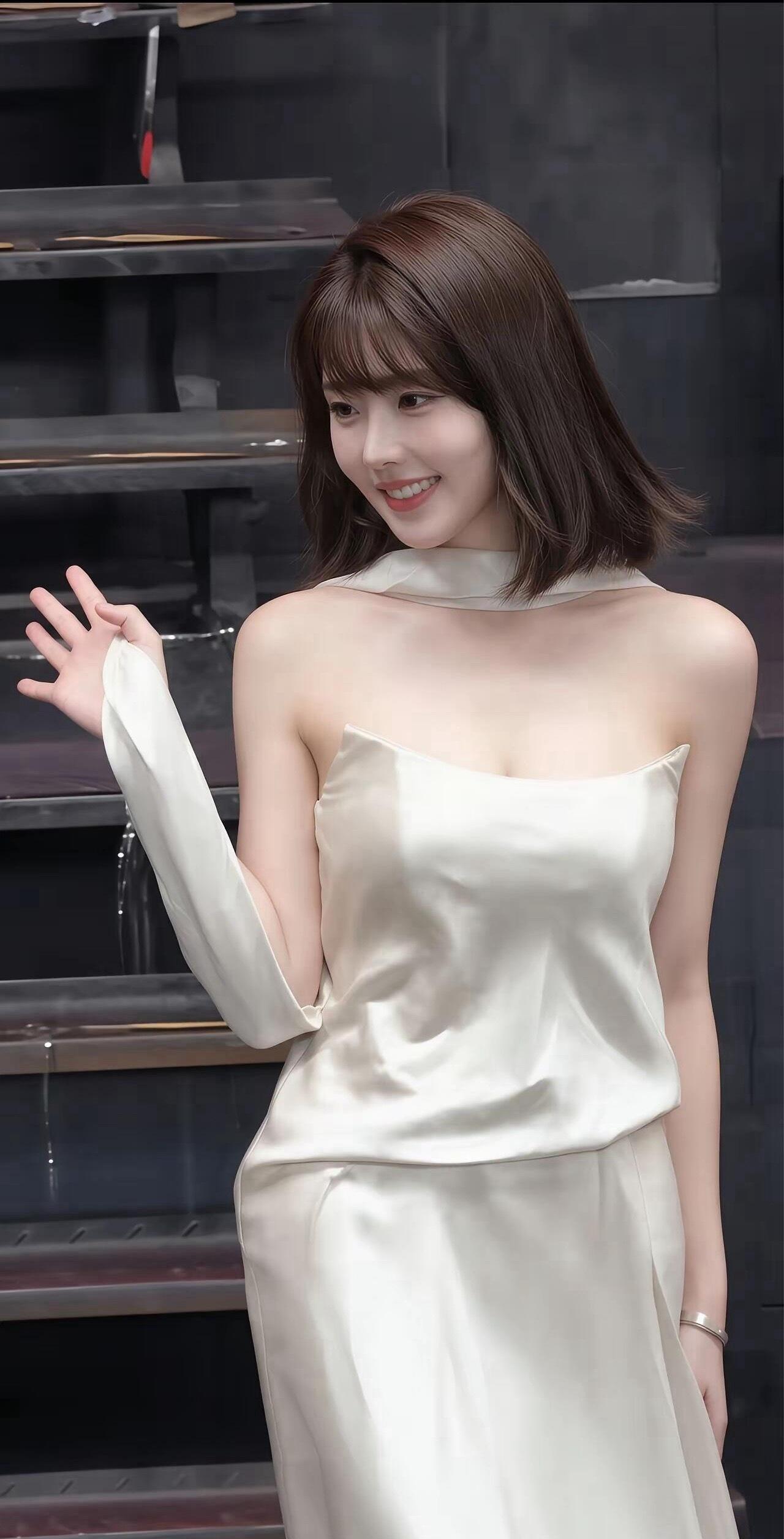 温柔藏眼底 爱意漫心头