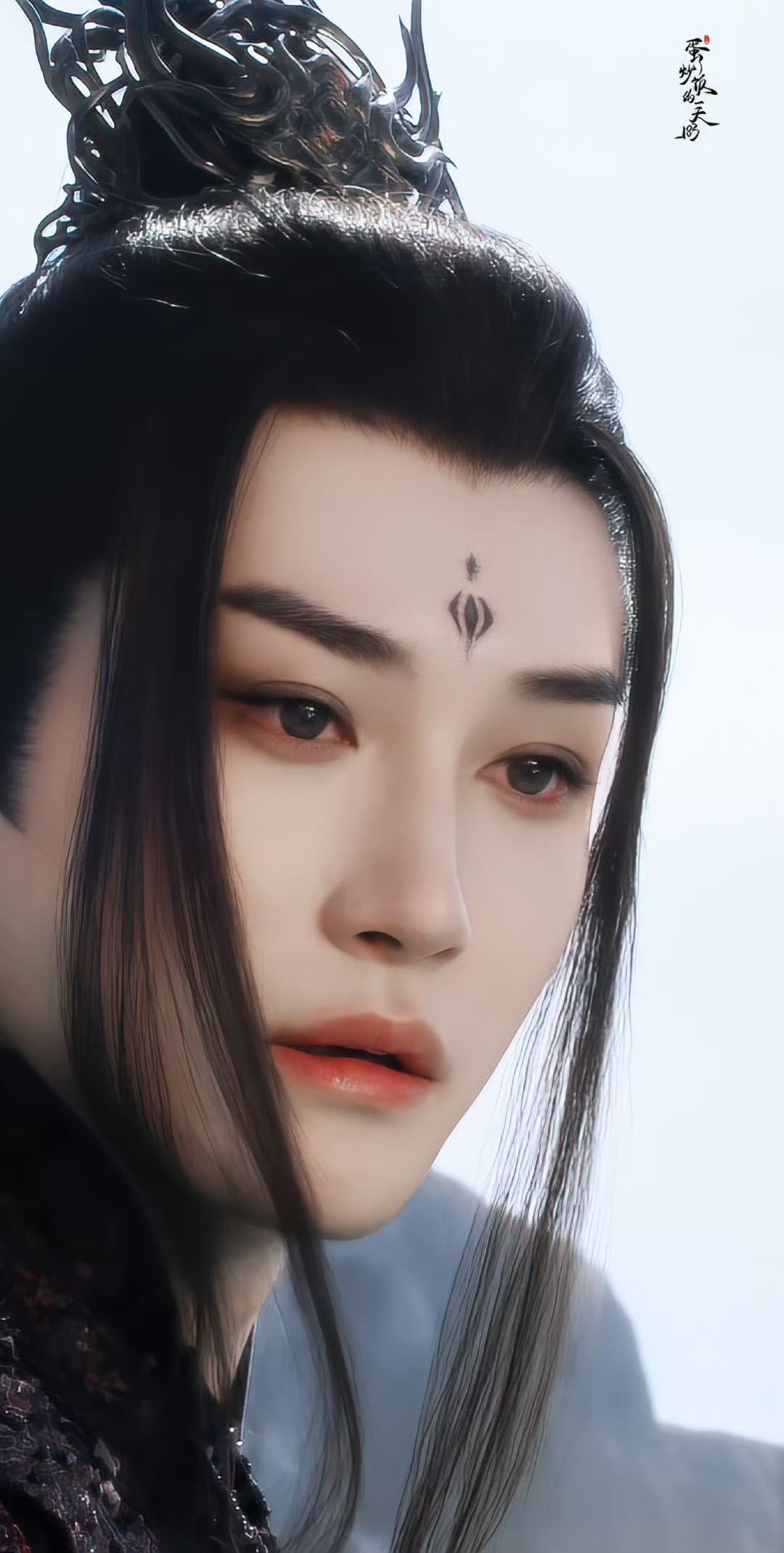 汪铎古言病娇反派脸 被汪铎这组图蛊到了！苍白肤色、凌厉妆容，尽显“鬼修”的阴森特