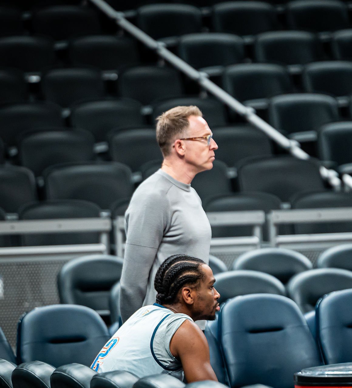 据TA的76人记者Tony Jones所说，雷霆对爵士存在摆烂嫌疑感到担忧，且一