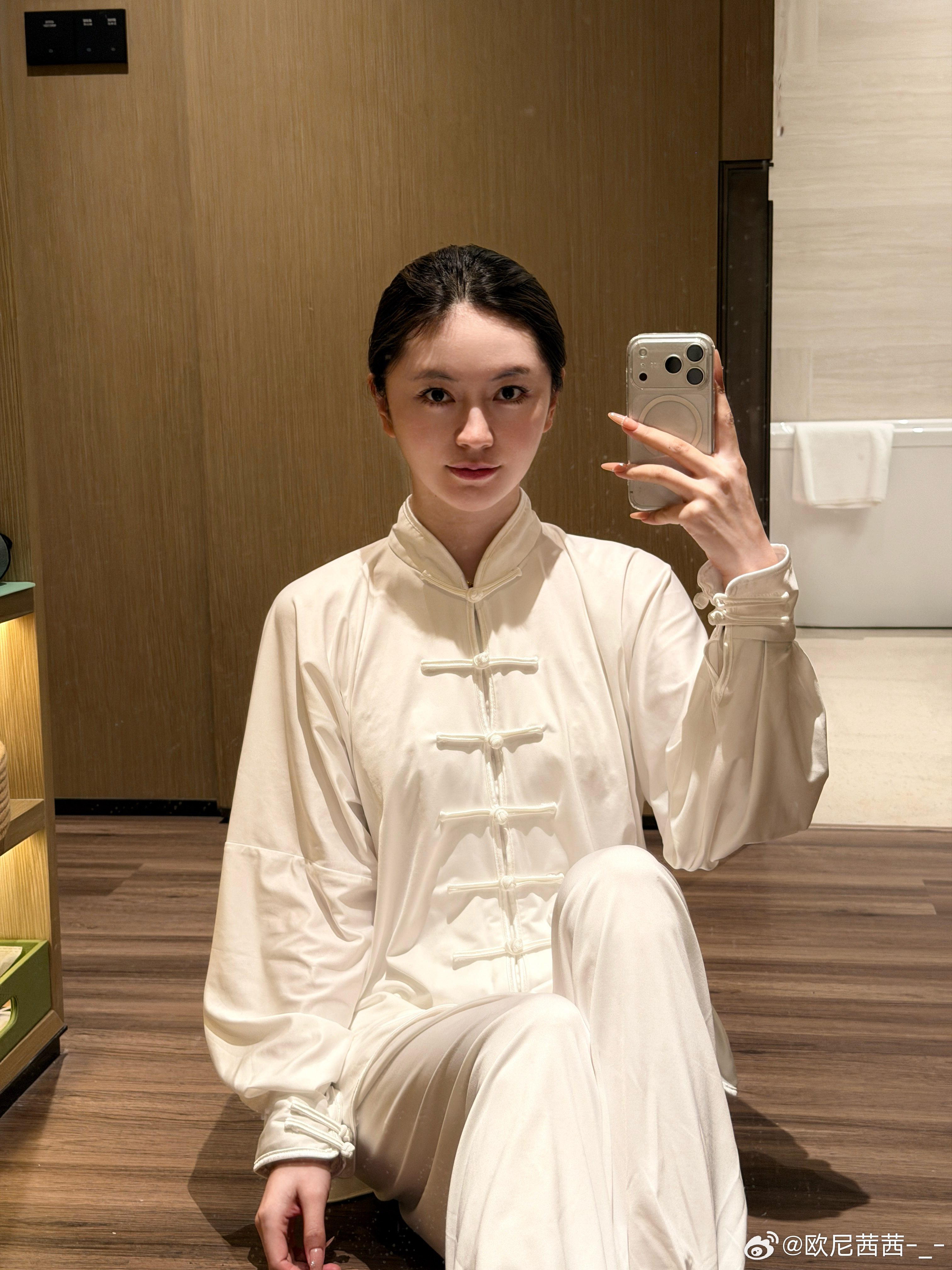 哈哈哈哈哈哈提前穿上了老年服练功去了欧尼茜茜 武夷山