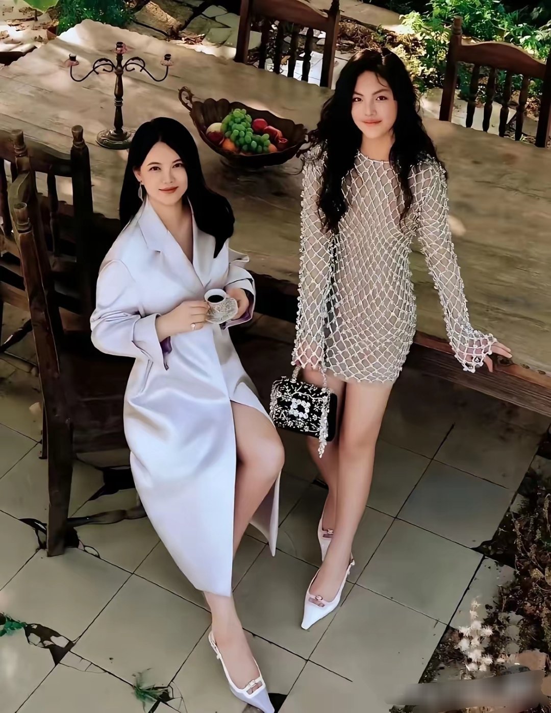 王诗龄明明是少女！却被李湘打扮成一个少妇，她才15岁，可我真觉得她的穿搭超越了实