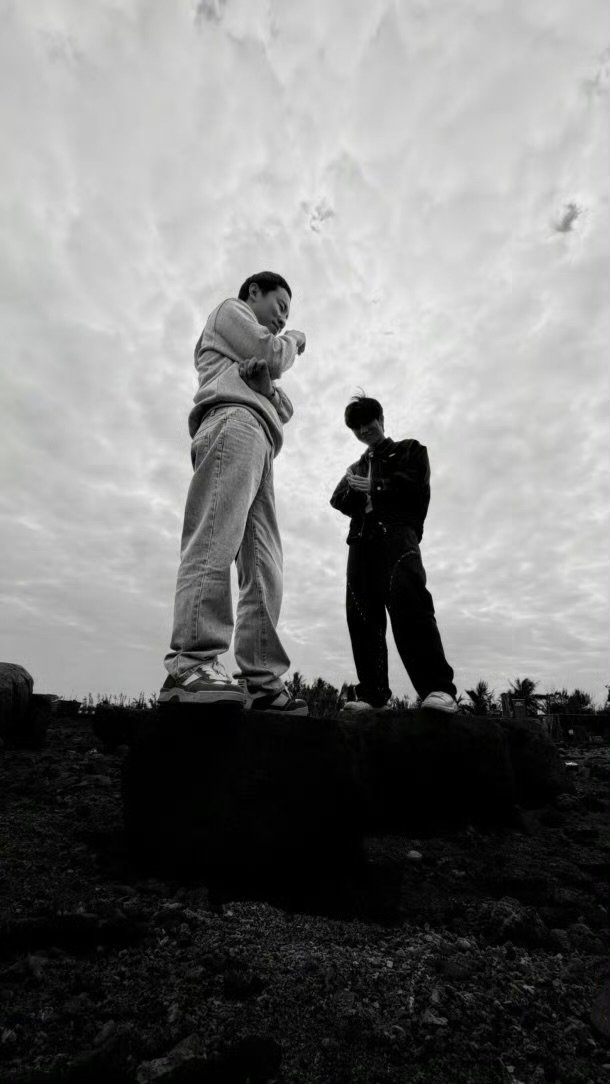 沈月拍出了徐志胜人生照片亲爱的客栈 亲爱的客栈最强摄影组合！沈月×徐志胜，人生照