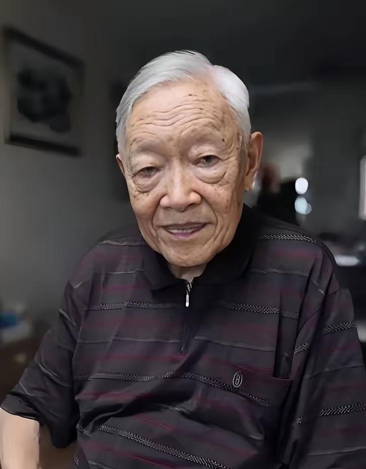 我将严格保留原文第一段，结合叶铭汉院士的生平事迹、科研贡献与家国情怀续写，融入真