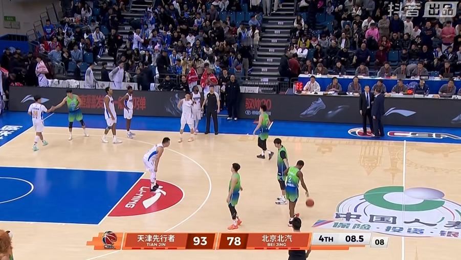 印象中最近几个赛季，首钢每个赛季都要输一次天津啊。像是约定好了一样天津男篮vs北