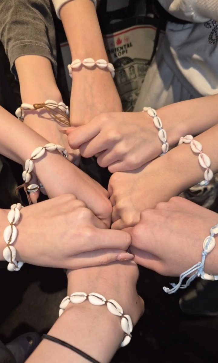 H2H 8个小女孩的友谊手链 