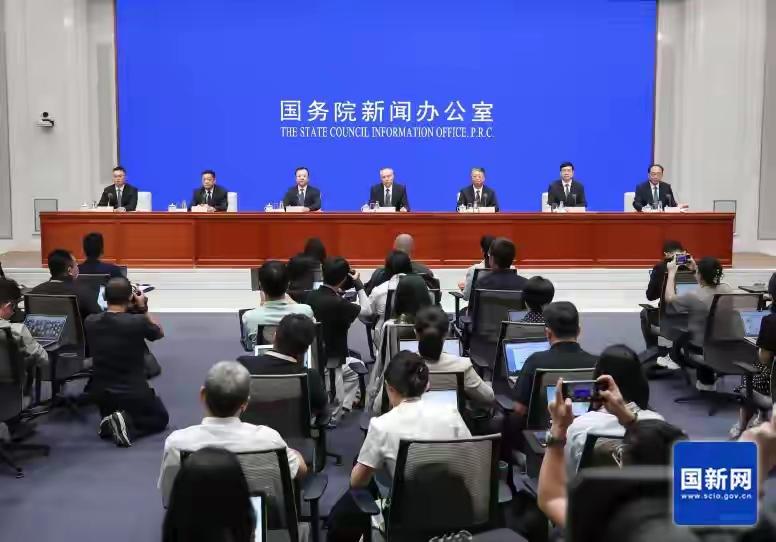 追风小叶选择走司法程序，证明他相信法律！
2024年全国法院受案件数的大量提升，