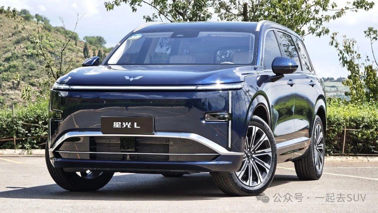 五菱星光L：12万级真六座，把“懂你”这件事做到位了
 
老铁们，五菱星光L马上