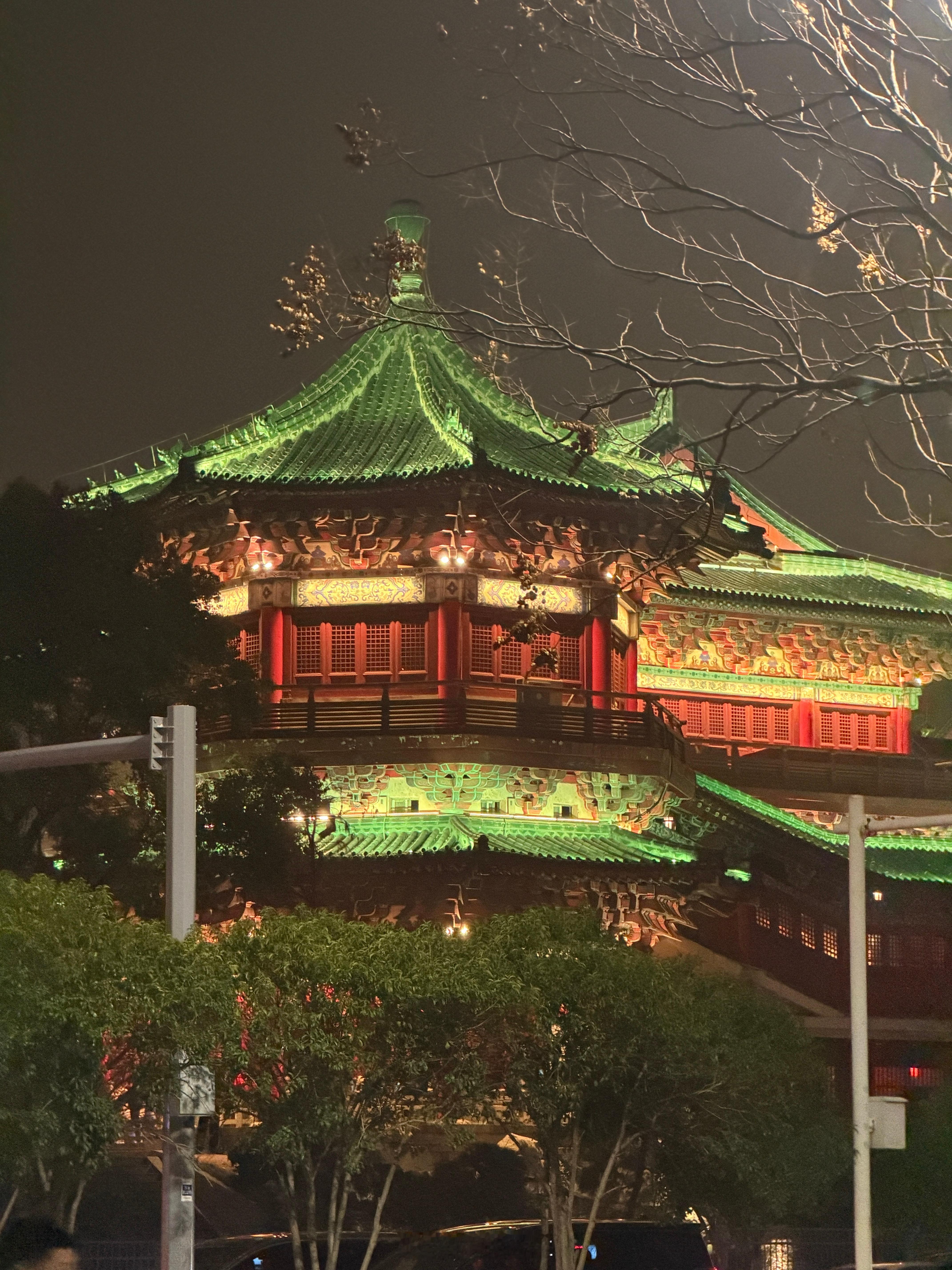 滕王阁夜里还是很美！滕王阁滕王阁风景照