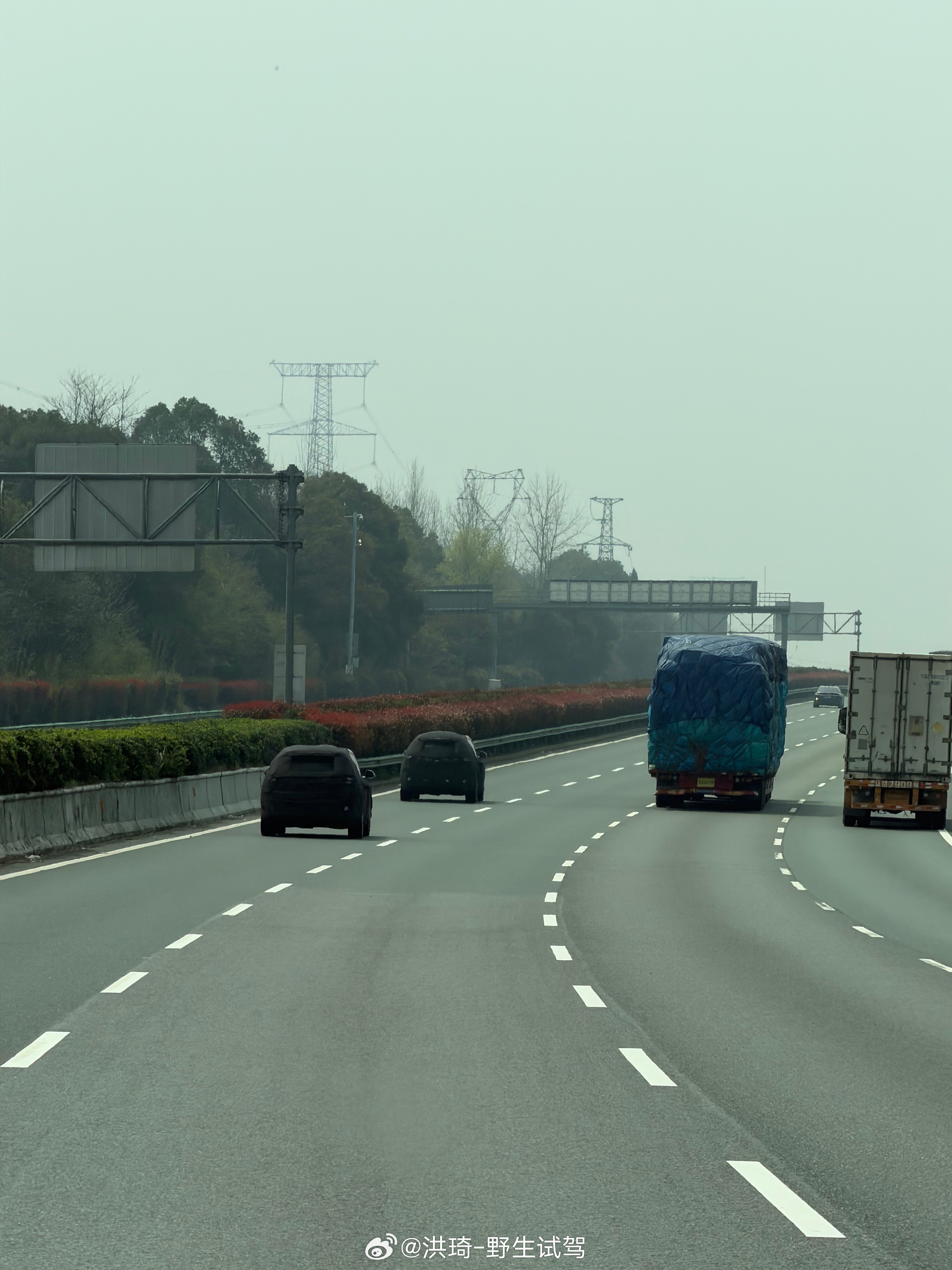 苏D试验车，这尺寸新L9没跑了，轮子真大 理想l9 livis