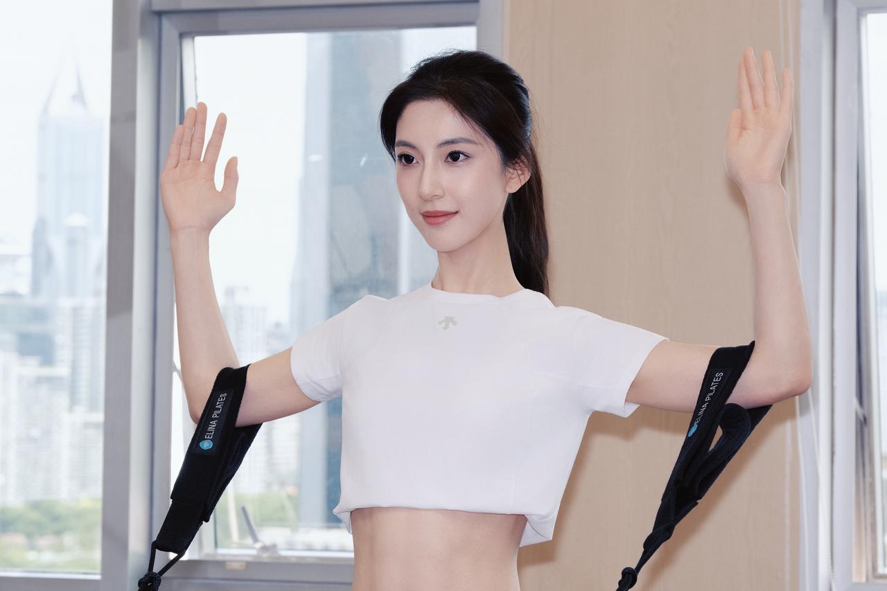 定格的照片却意外耐看，圆满收尾📸普拉提运动穿搭分享 女生塑形训练 一直健身就会