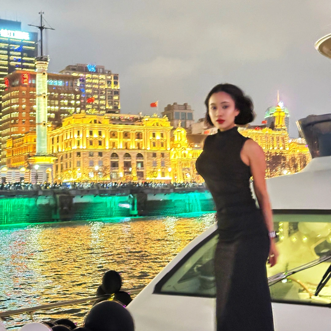 爱上海的十万个理由 氛围感夜景 撸铁女孩 夜景拍摄