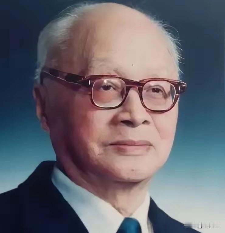 1960年，苏联专家撤了，图纸没了，核武器项目几乎成了一片废墟，绝望之中，一个苏