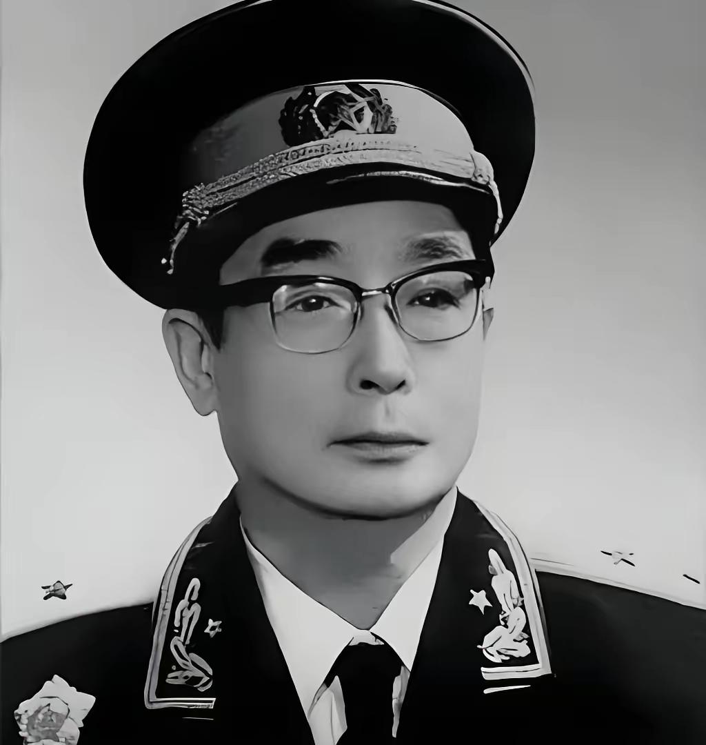 麻栗坡陵园最高职级烈士！35岁团副政委本可留守后方，却用身躯护住新兵
 
走进麻