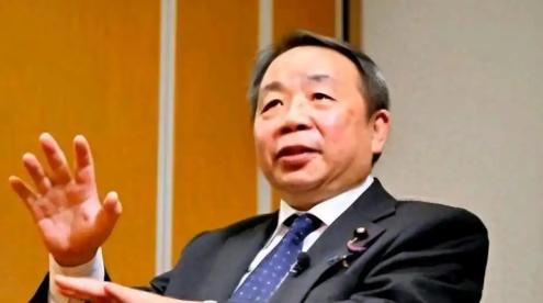 处境尴尬的石平总算出来说话了！在我方经贸代表团访问北方四岛之后，多次窜访台湾的石