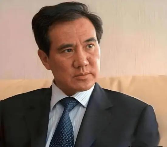曾经采访过一次原河南移动总经理原建国，没想到他现在出事了。原河南移动总经理原建国