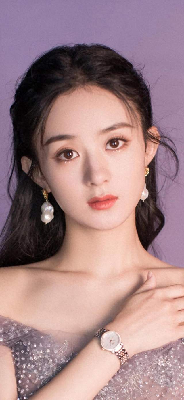 赵丽颖晕倒前还在补妆：这才是顶流该有的狠劲