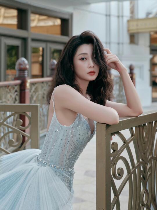 殷桃｜今日份美女
