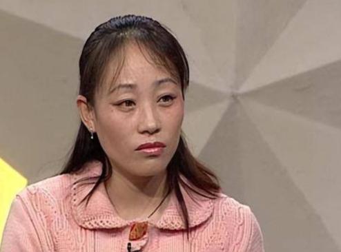 1998年，内蒙一女子自家商店被盗，女子通过足迹找到盗贼，没想到女子被破格聘请到