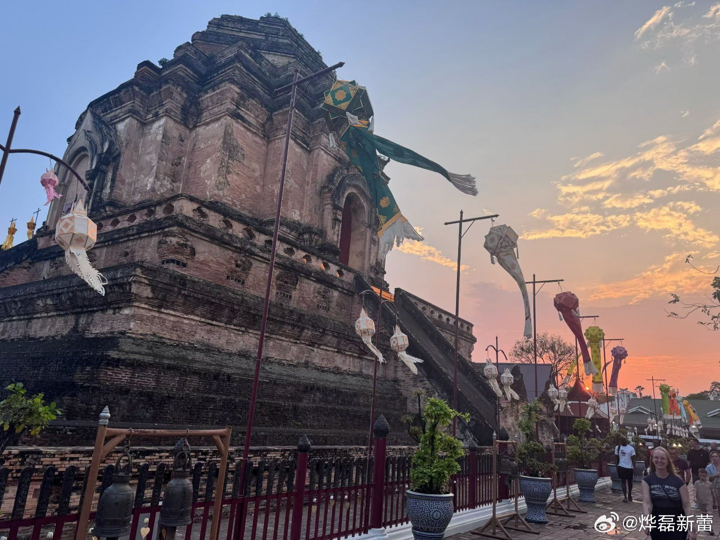 开学焕个新人设共享计划激励好内容大学开学了，给自己一个新人设，首先要从打扮自己开