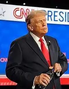 说特朗普主义核心是“闭关锁国”，有点意思。2025年末美国发布新版国家安全战略报