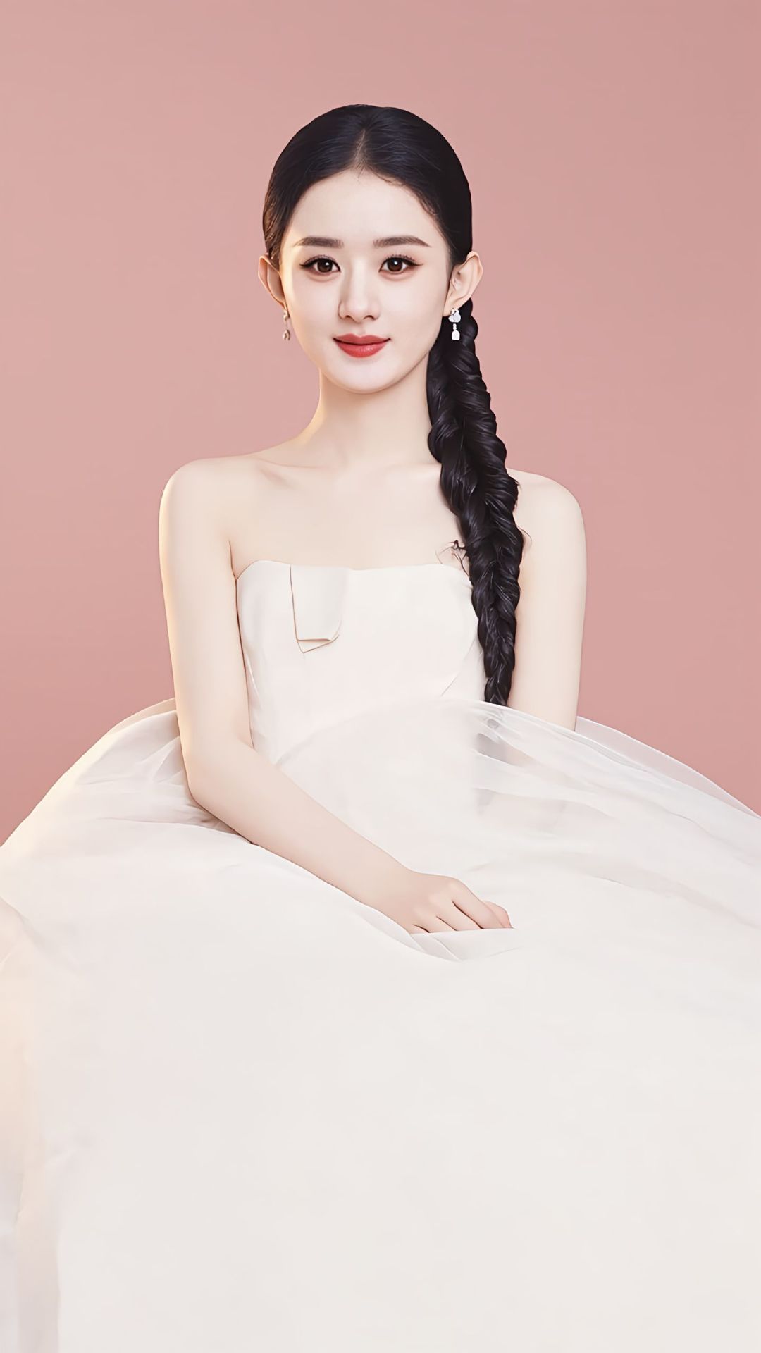 赵丽颖真女王 赵丽颖19到38岁颜值变化赵丽颖19到38岁颜值变化，赵丽颖真女王