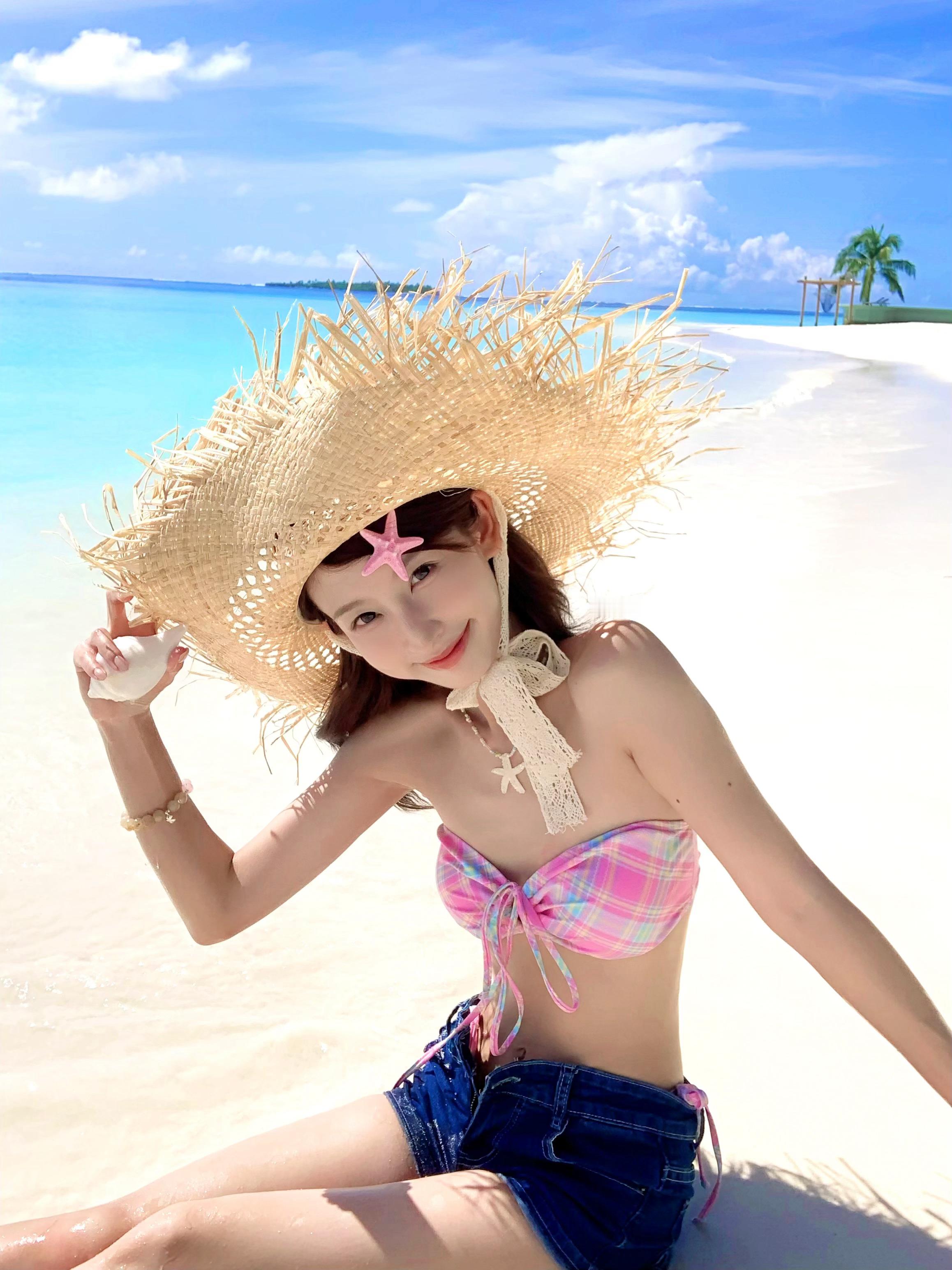 🏝️ ​​​