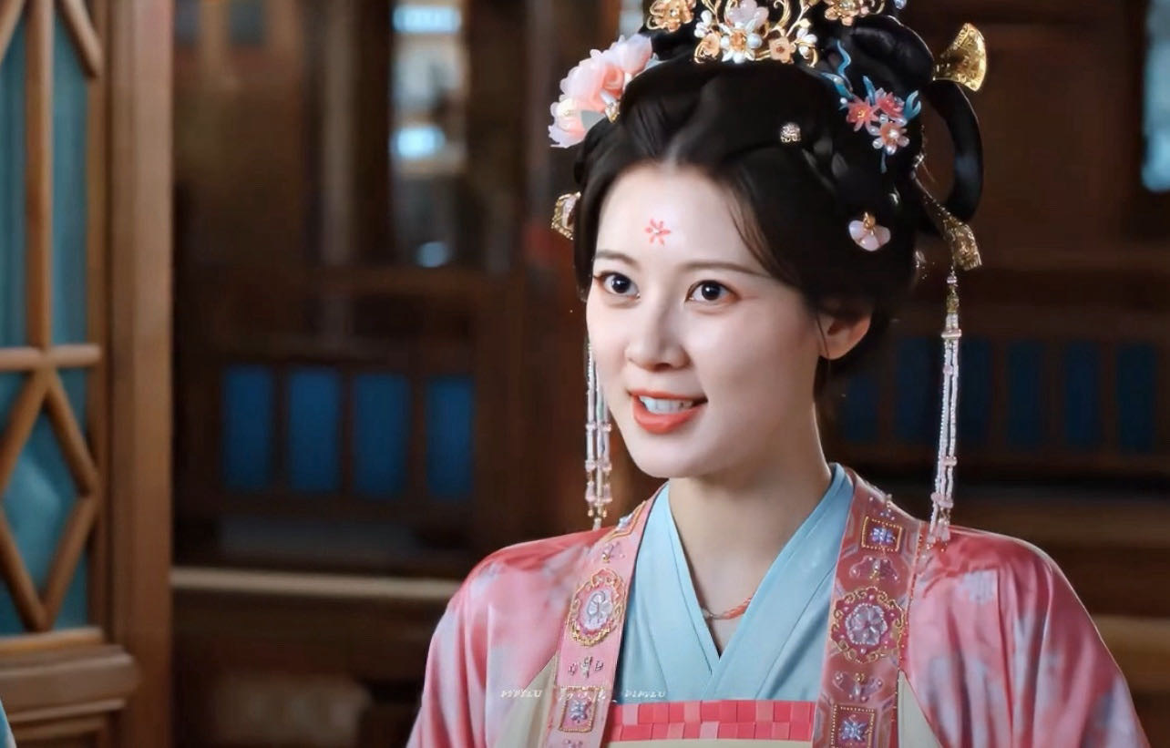 御廷谣赵昭仪又娇又悍古言清流女主严馥之！赵昭仪演绎得格外鲜活，日常是明媚娇憨的少