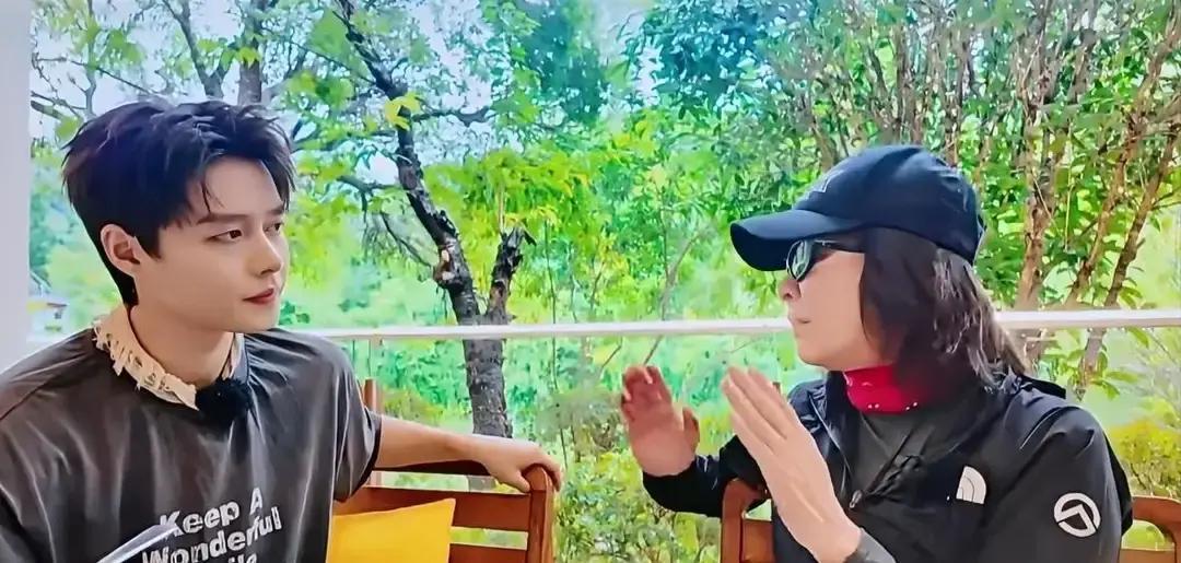 别再低头干活了。顶级圈子正在为你的服务细节支付溢价。
 
漫威刚把《黑豹2》的服