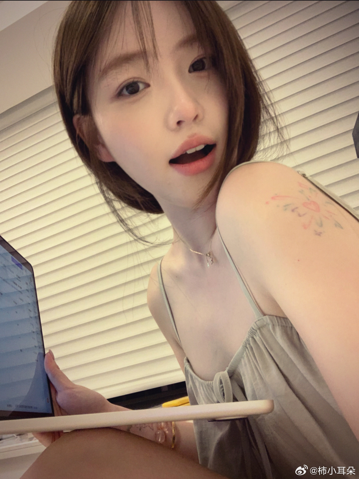 咋这么喜欢这个沙尘暴滤镜 