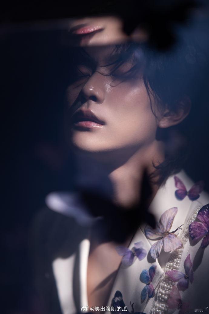 王敬轩18分钟live纪录王敬轩夜巡纪录片上线18 分钟诚意之作！王敬轩夜巡纪录