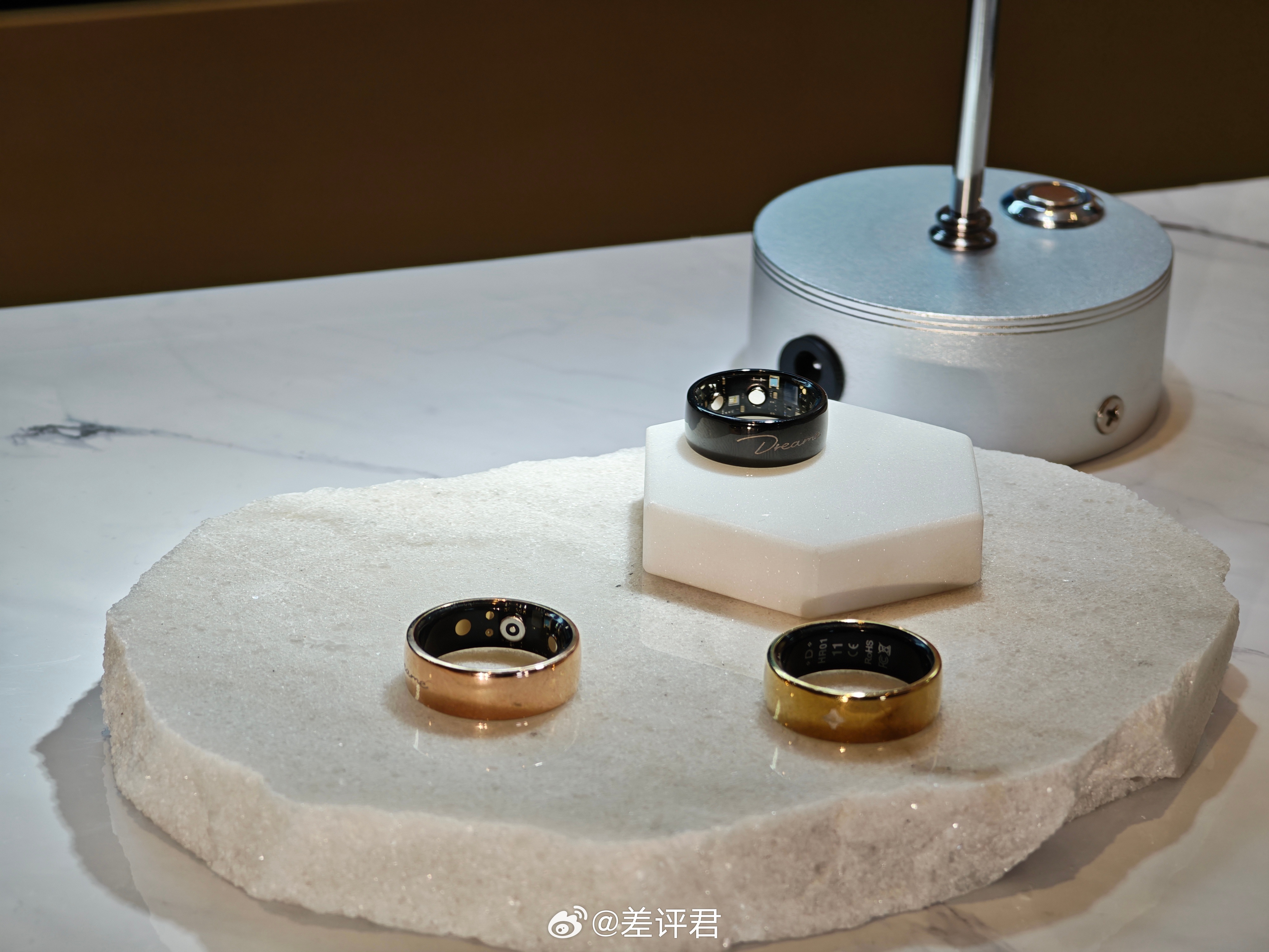 #差评在现场#  今天来了追觅 AI 智能硬件新品招商发布会，看看追觅的智能戒指