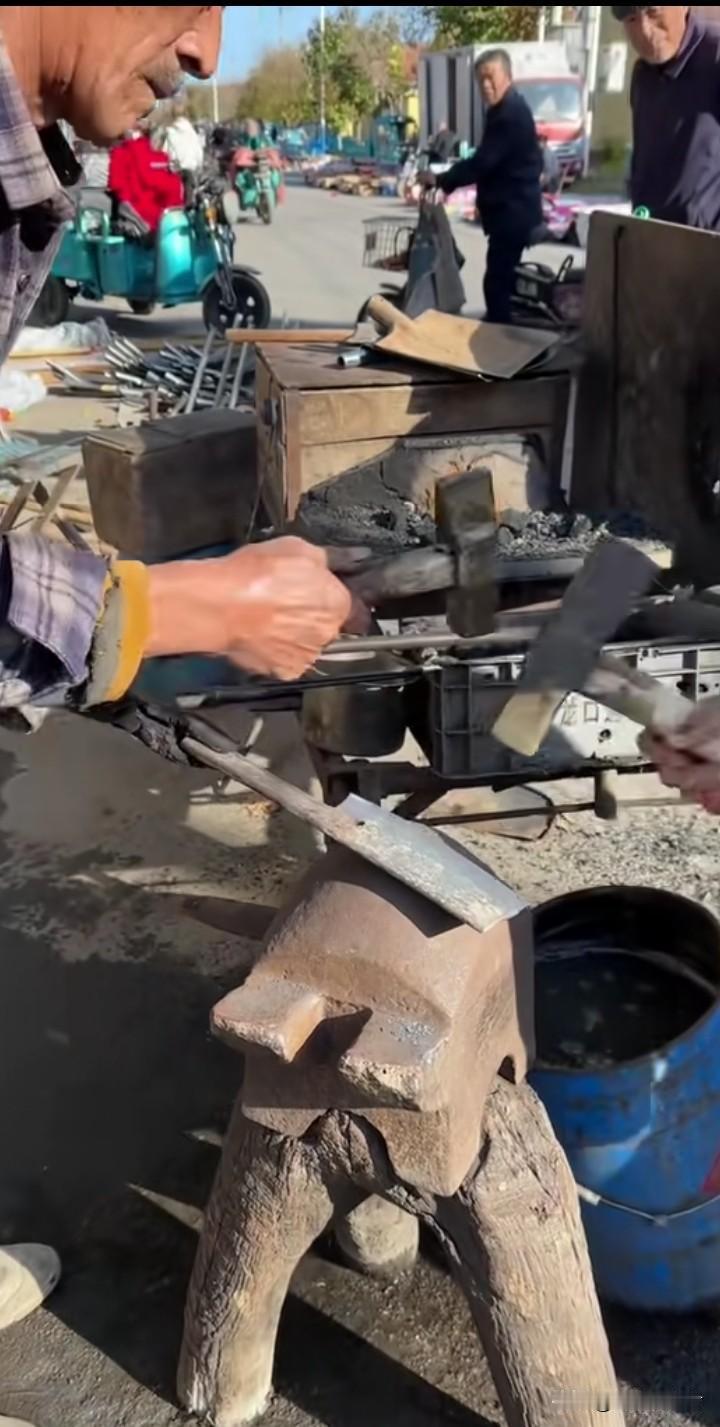 合作太默契了，男女搭配干活不累