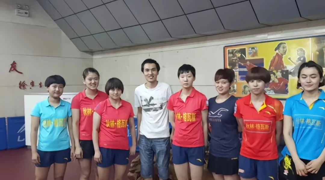 小肉鱼的蝴蝶刘海 ​​​