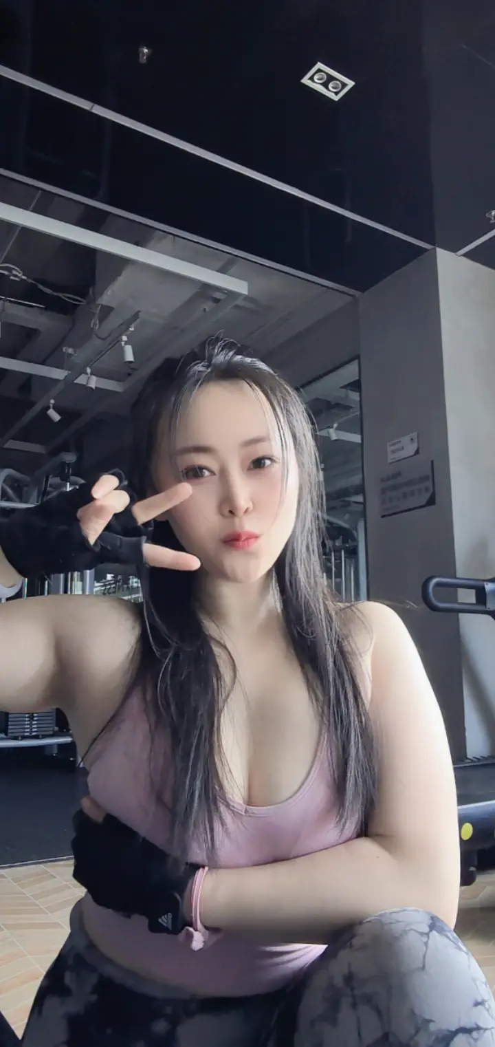如果爱请深爱，不爱请走开。