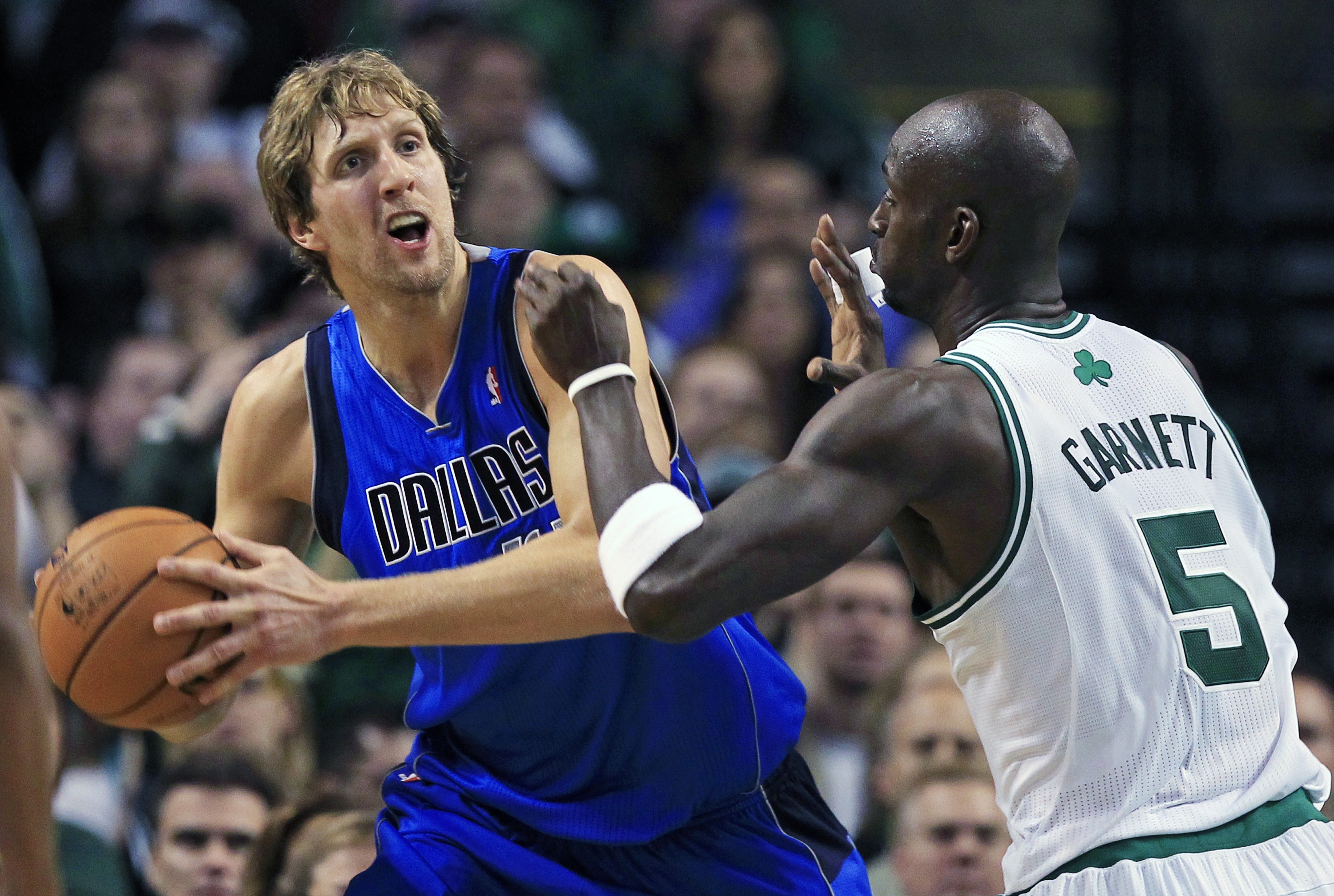 库班：诺维茨基早期对位KG几乎场均30+20！我们横扫了对手！！2006年我们本