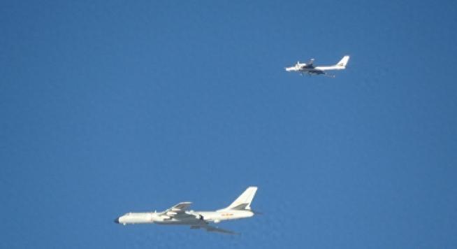 轰炸机抵近首都，美国拒表态，日本承认波茨坦公告，求中国一件事。 




202