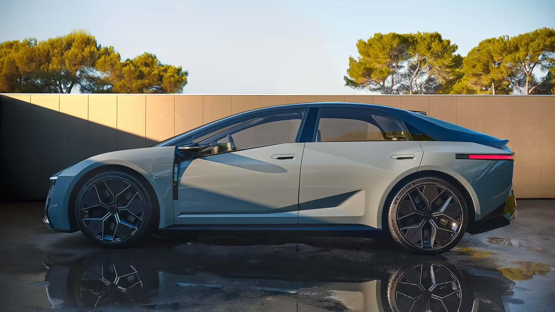 丰田计划为下一代卡罗拉新增氢燃料电池动力版本，使其在混动、燃油、纯电动及插混之外