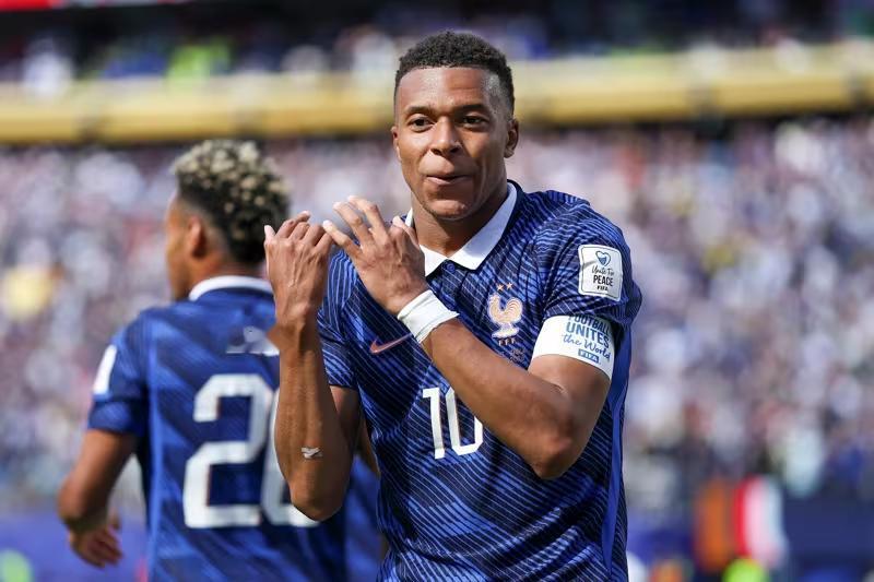 世界杯I组最新出线形势！
挪威4-1伊拉克，暂列榜首！
法国3-1首战告捷！
