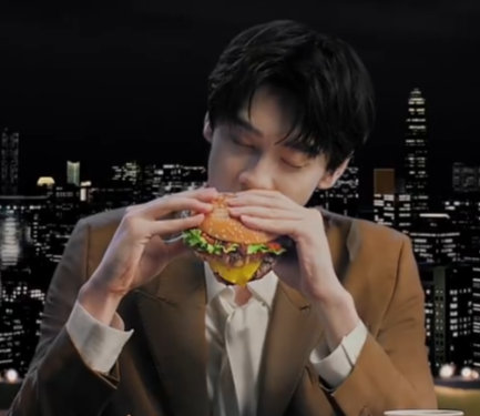 看田栩宁吃饭是一种幸福 妈呀看田栩宁吃饭看得我又饿又幸福