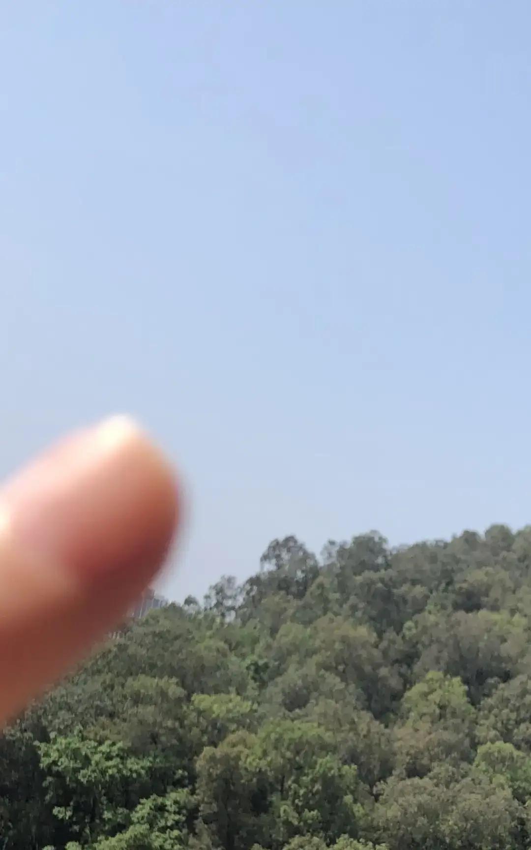 老公弟弟月初发请帖，二婚。
我瞄到他微信，弟弟头像从姐改嫂子，老公回只带儿子。