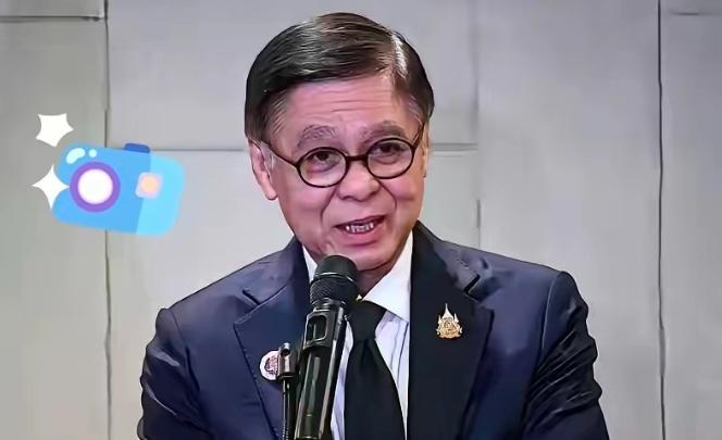 2026年8月5日，泰国高层突然公开点名批评中国驻泰大使，引发全网热议。
 
泰