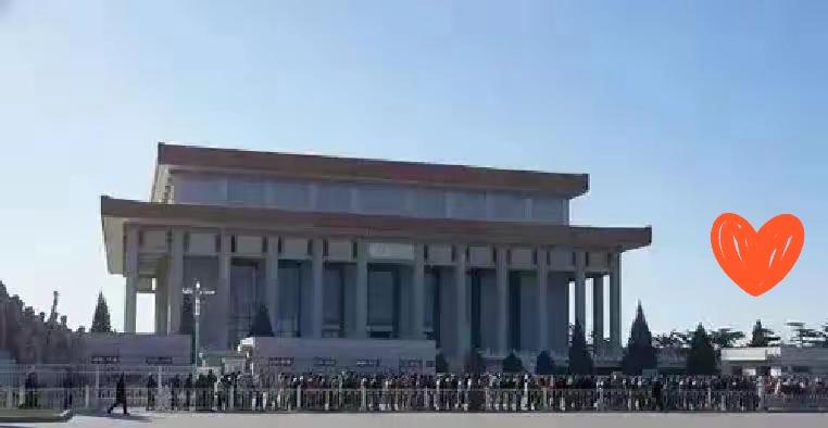 韶山、毛主席纪念堂人山人海！从80年代的冷清到如今年均千万人奔赴，这哪是单纯的缅