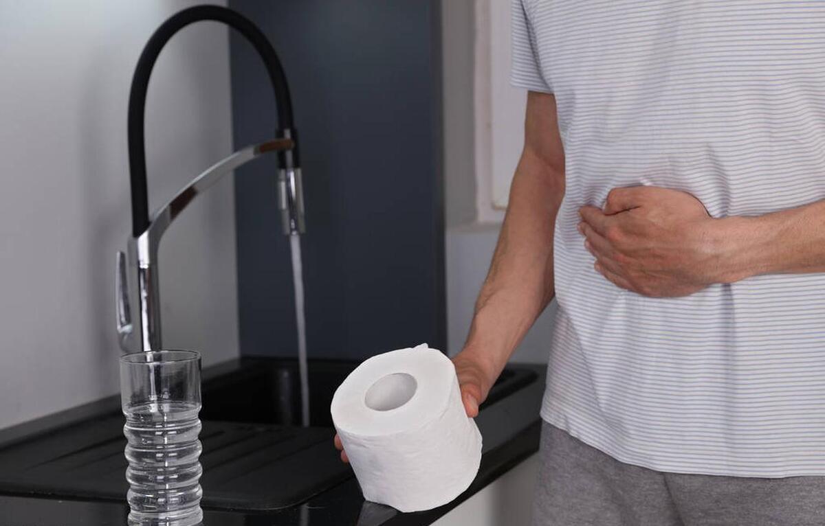 蒙脱石散与与其他药物联用时，要注意的服药顺序

1、与头孢类药物联用时，先服用头