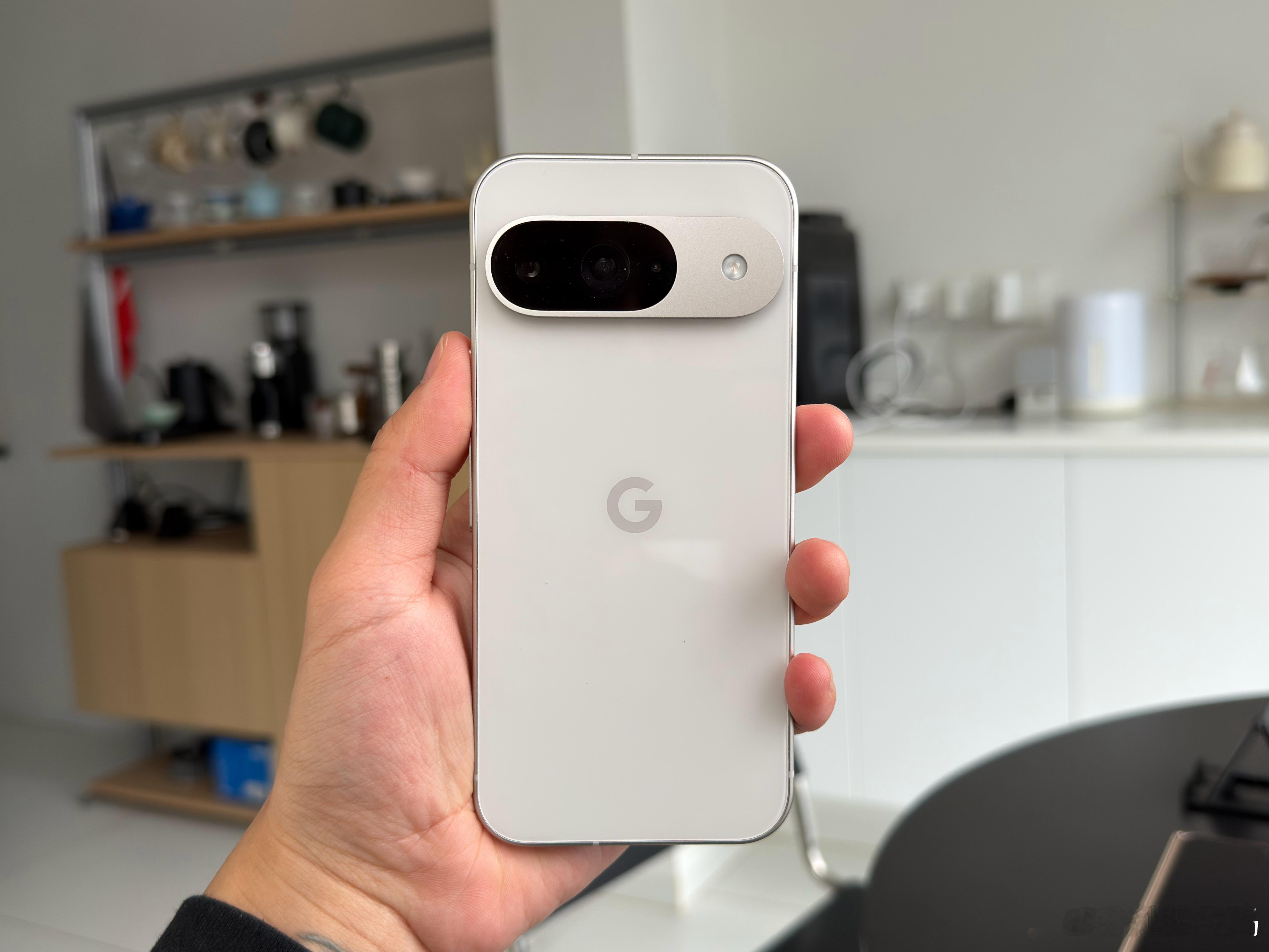 人总是执着于第一眼就喜欢的东西 HUAWEI Pura X Max 12 三星G