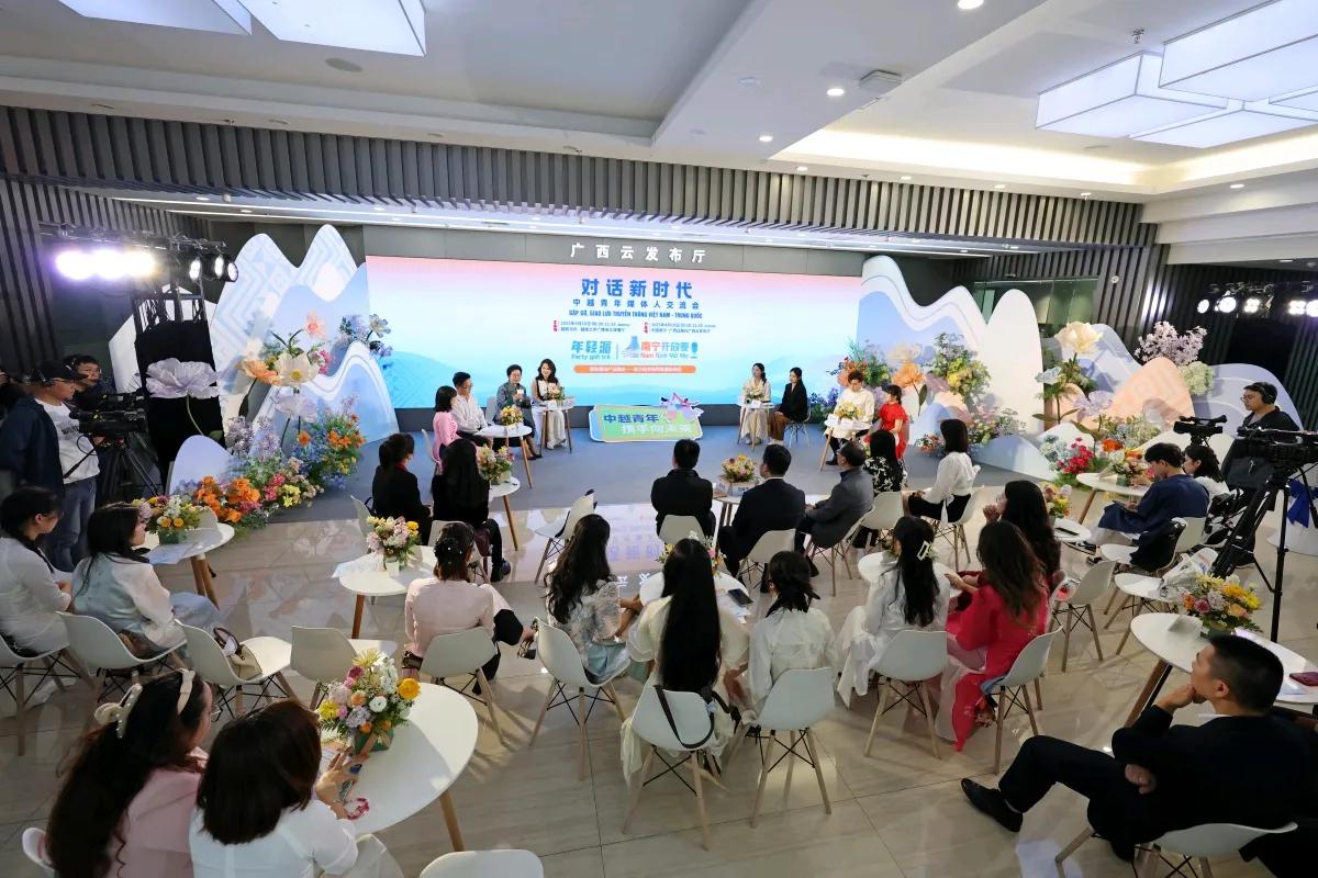 欧盟收紧规则的这一周，SHEIN也换了掌舵人
 
欧盟委员会环境总司公开信息显示