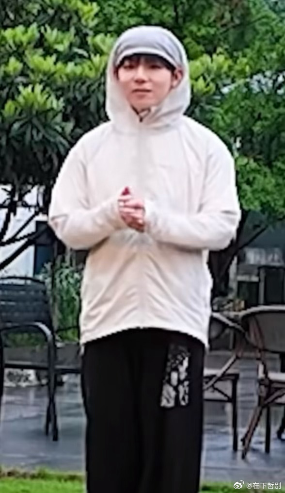 给我一把8魔盗吧 