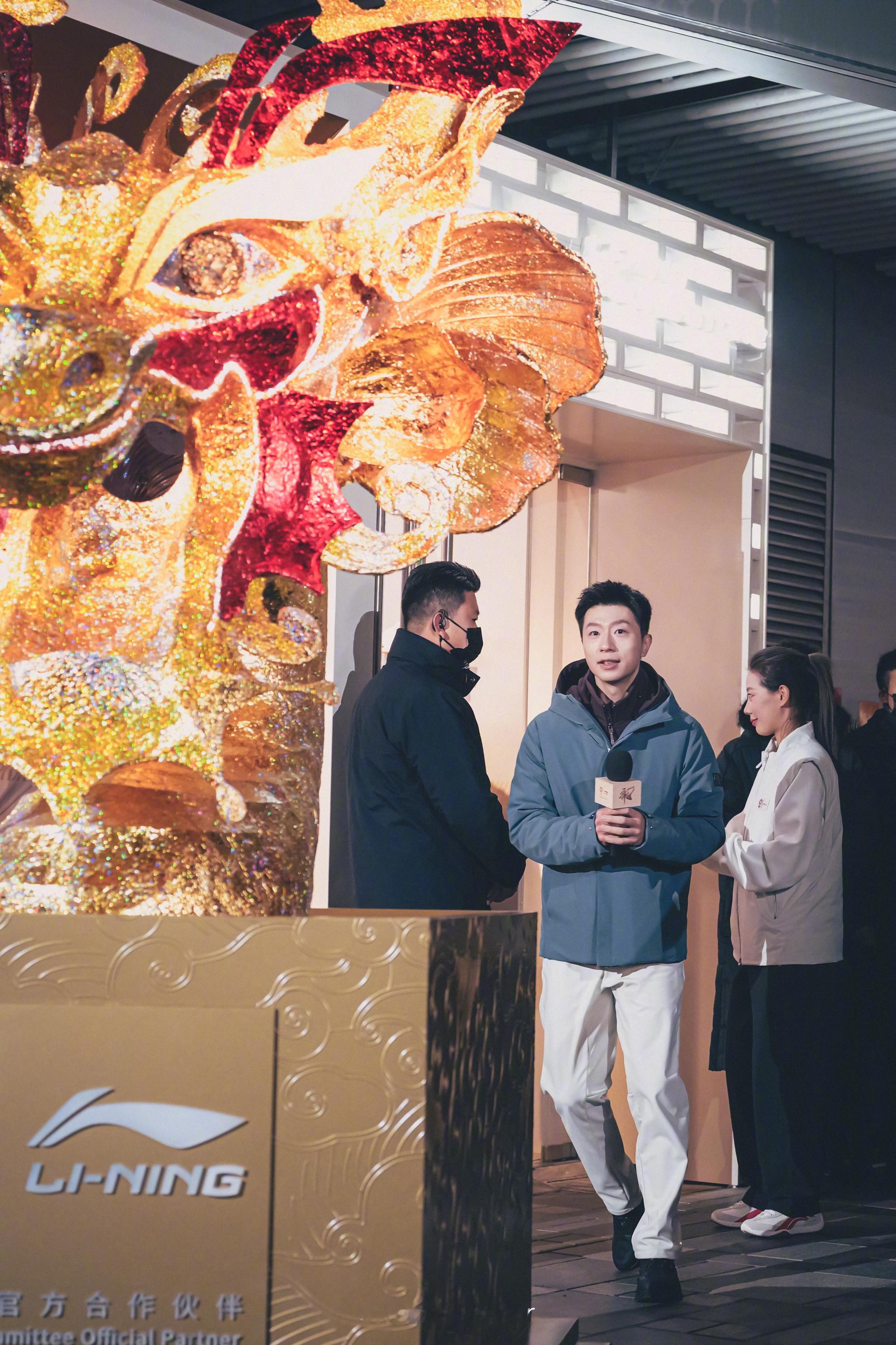 第一次近距离拍龙队确实六边形战士，气质无敌还有枣姐刘诗雯，大方可爱两人限时双打组