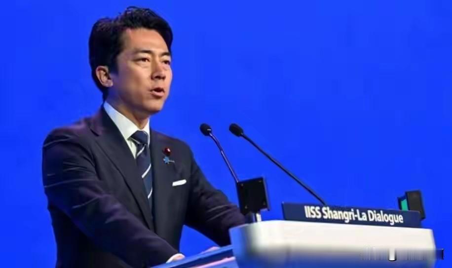 5月31日，日本防卫大臣小泉进次郎在香格里拉对话会上发表演讲，试图用“日本没有核