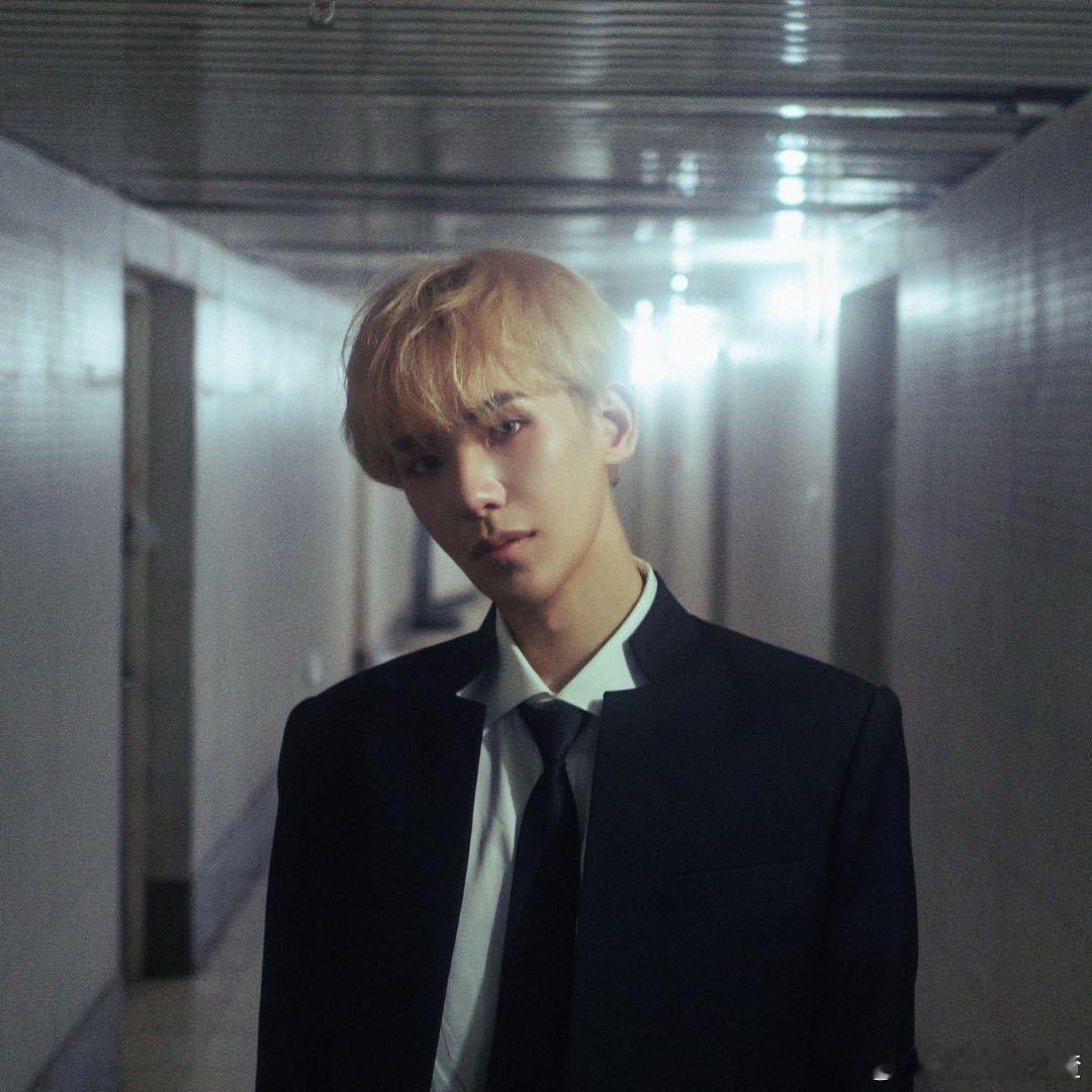 音综新人一上来就是成团主理人 天呐，音综新人KAZE一出场就这么炸，直接成为成团