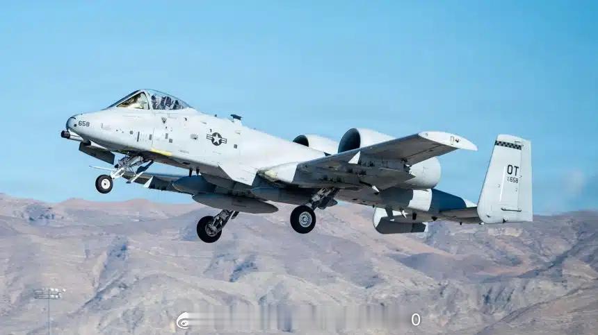 烽火问鼎计划 最后一架隶属于内华达州内利斯空军基地的A-10“雷电II”攻击机于